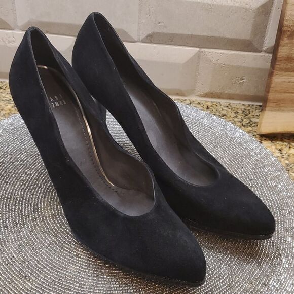 STUART WEITZMAN Black Suede Heels - Size 9 1/2 - Picture 1 of 6